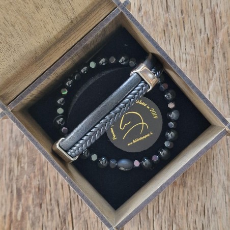 Coffret cuir noir et perles noires 01